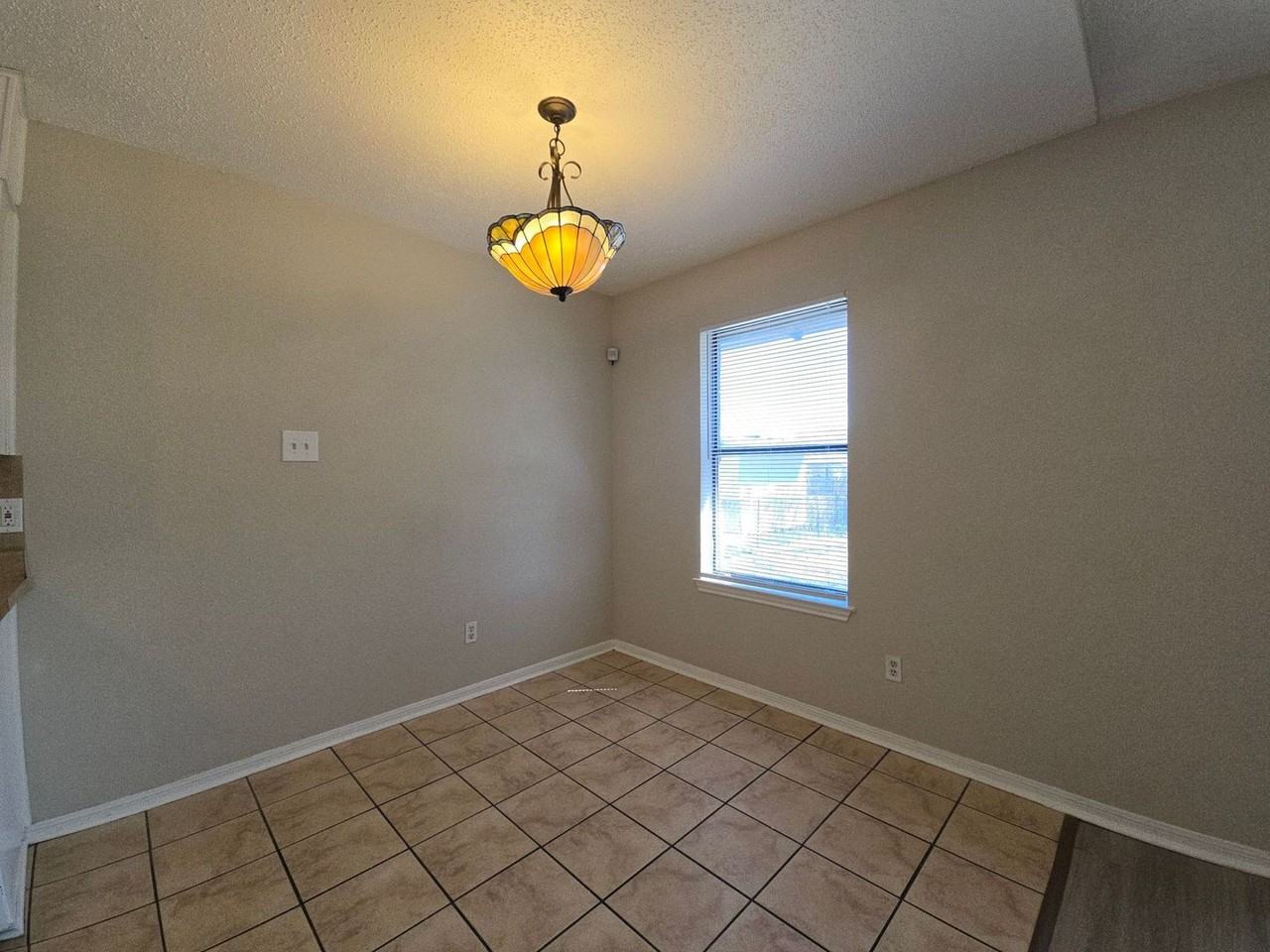 1906 Galaxy Dr - Photo 7 of 21