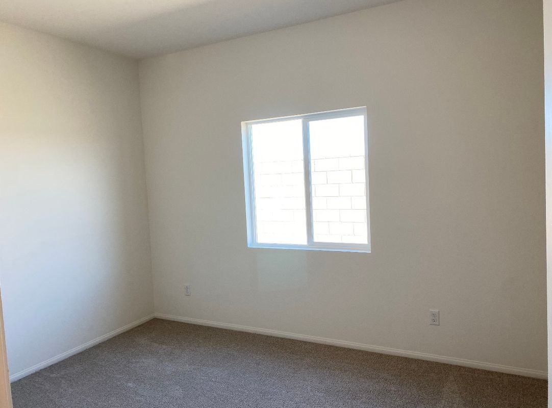 11989 Bellehaven Way - Photo 3 of 9