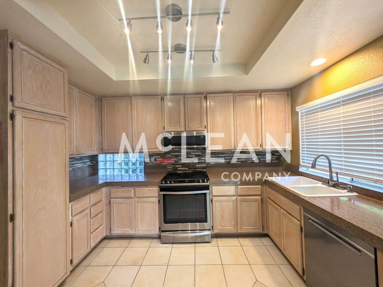 44245 Villeta Dr - Photo 4 of 13
