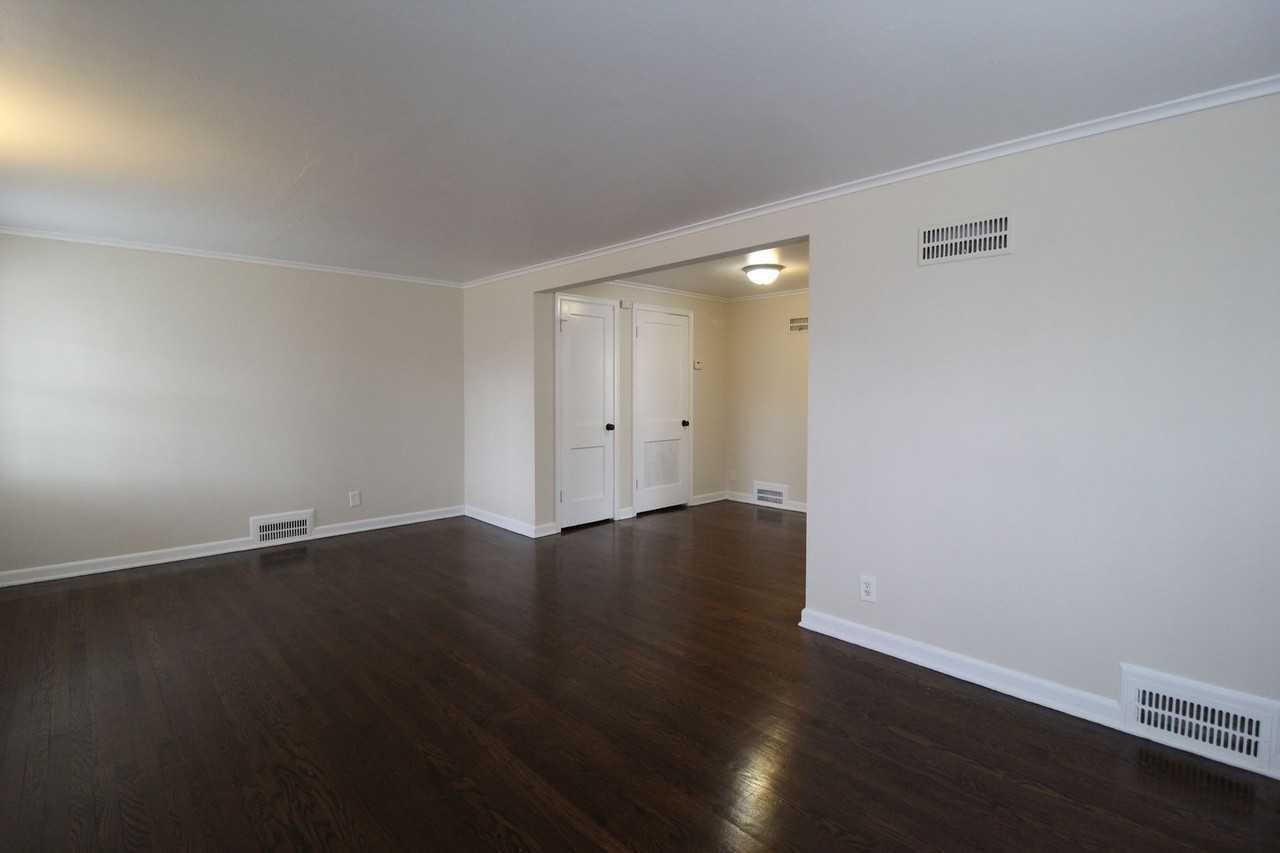 314 E 27th Ave - Photo 3 of 8