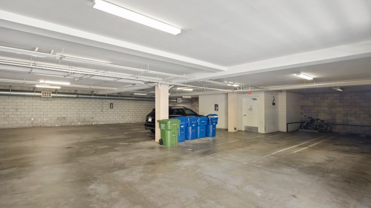 10883 Rose Ave - Photo 3 of 3