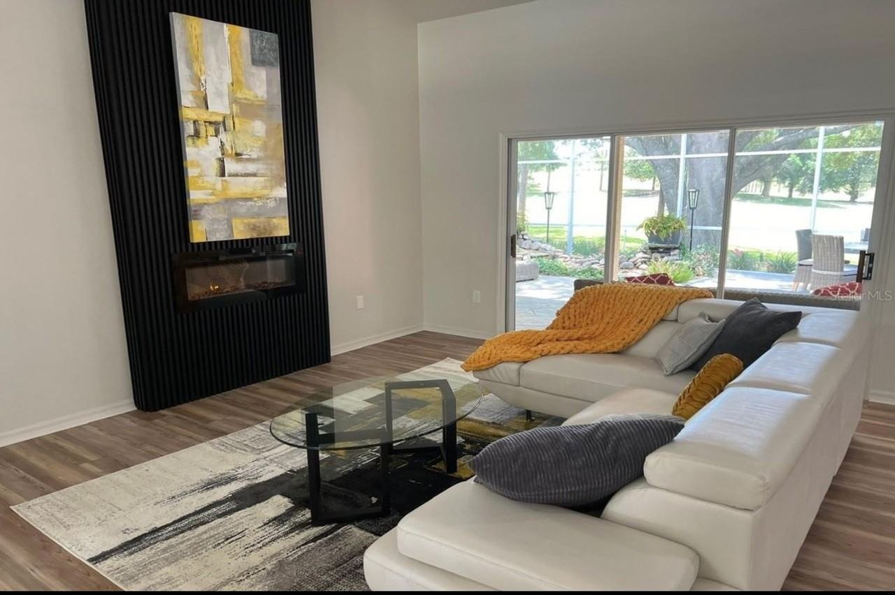 39815 Grove Hts - Photo 3 of 14
