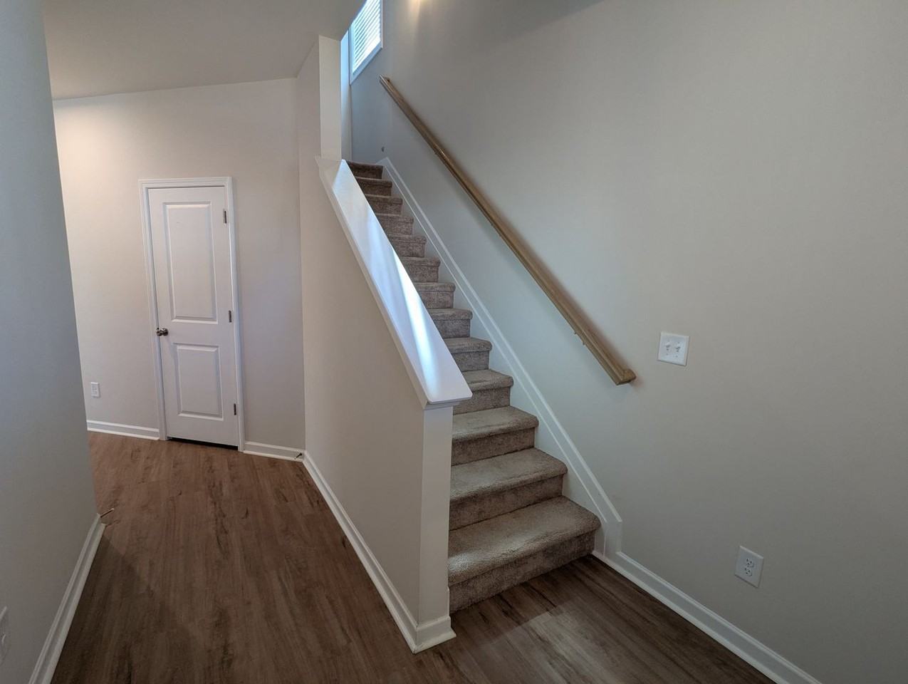 812 Justify Loop - Photo 3 of 22