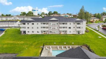 featured image of 300 E 9th Ave