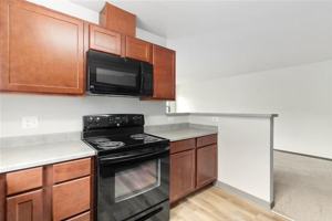 featured image of 300 E 9th Ave