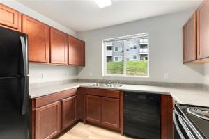 featured image of 300 E 9th Ave