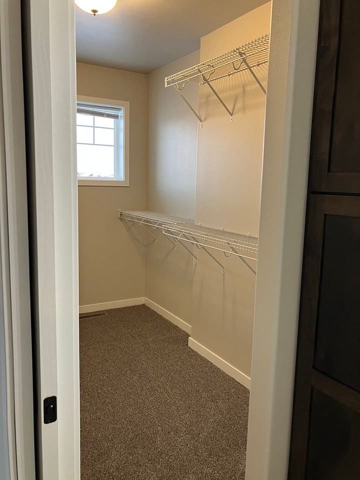 7491 18th St S - Photo 3 of 33