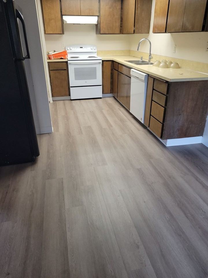 The Willows - Photo 2 of 18