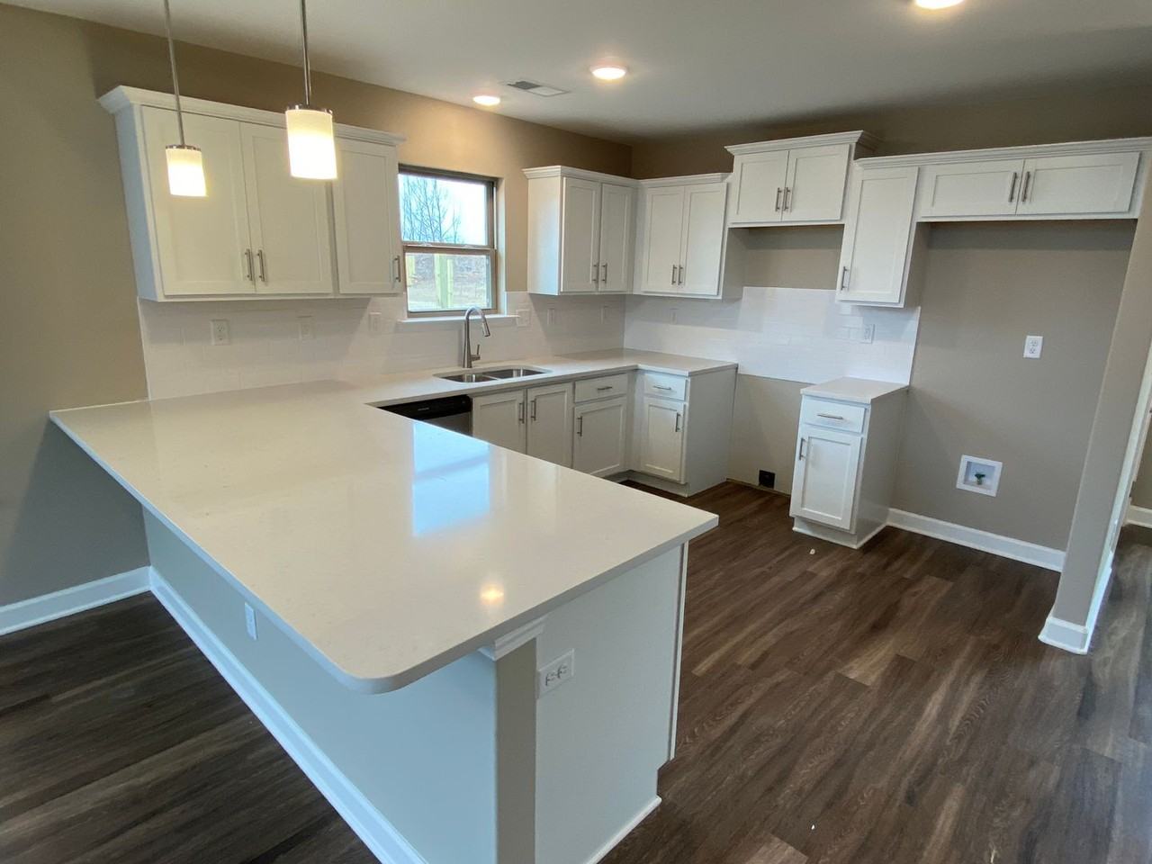 4965 Reunion Dr - Photo 6 of 19