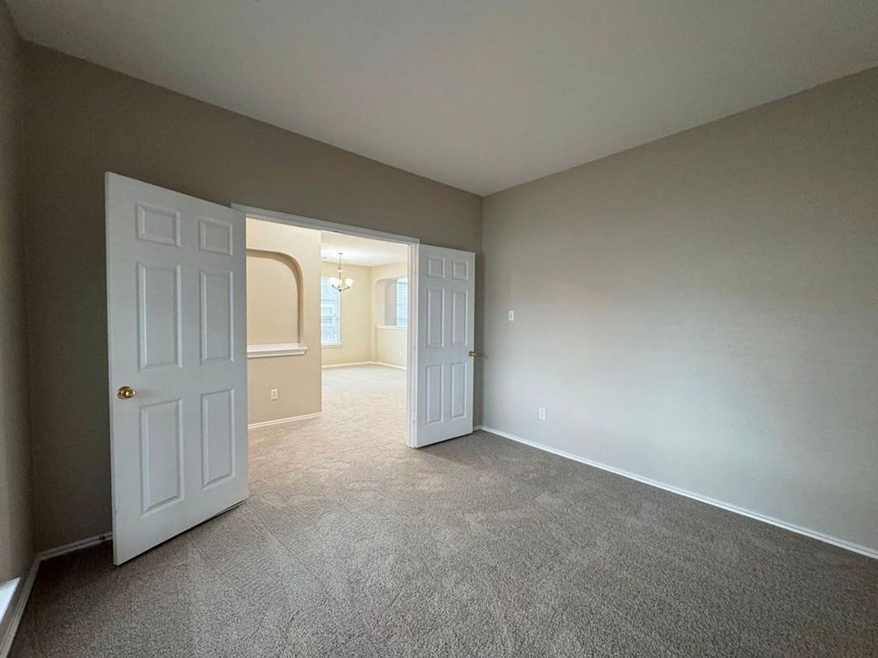 544 Hogan - Photo 6 of 46