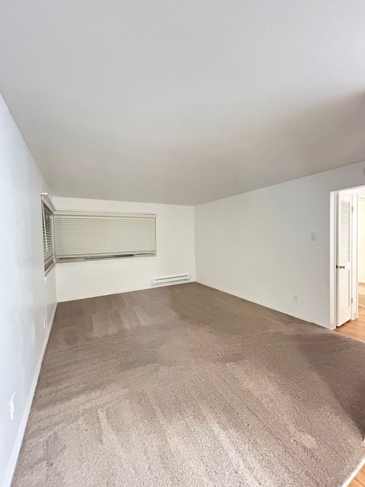 Normandy - Photo 5 of 12