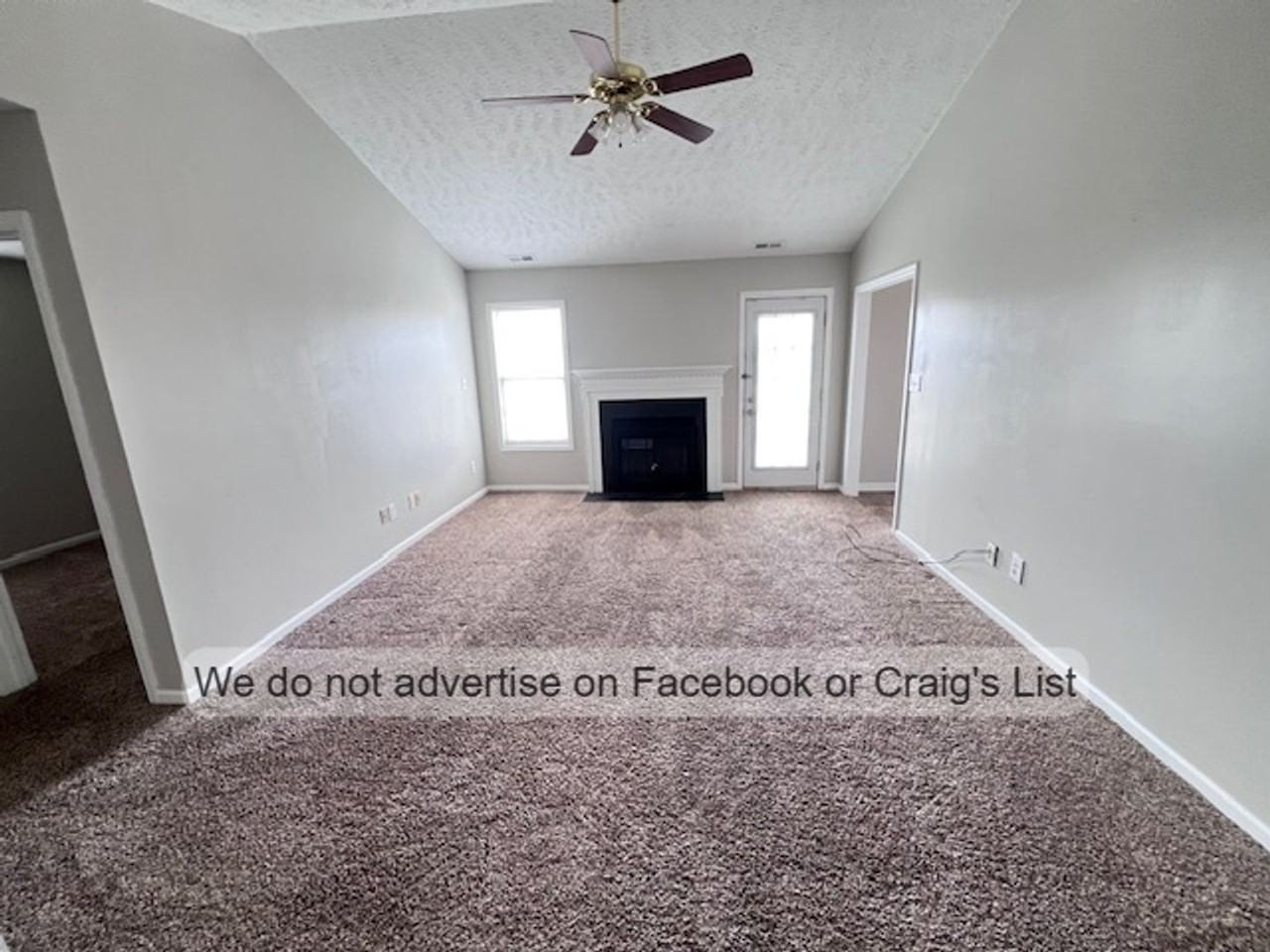 423 Northwoods Dr - Photo 3 of 14