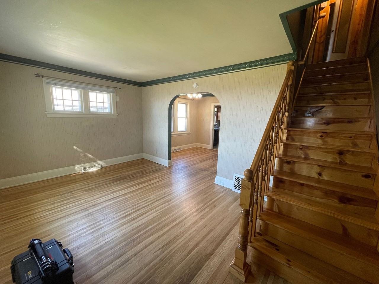 707 E Skyline Pkwy - Photo 5 of 34