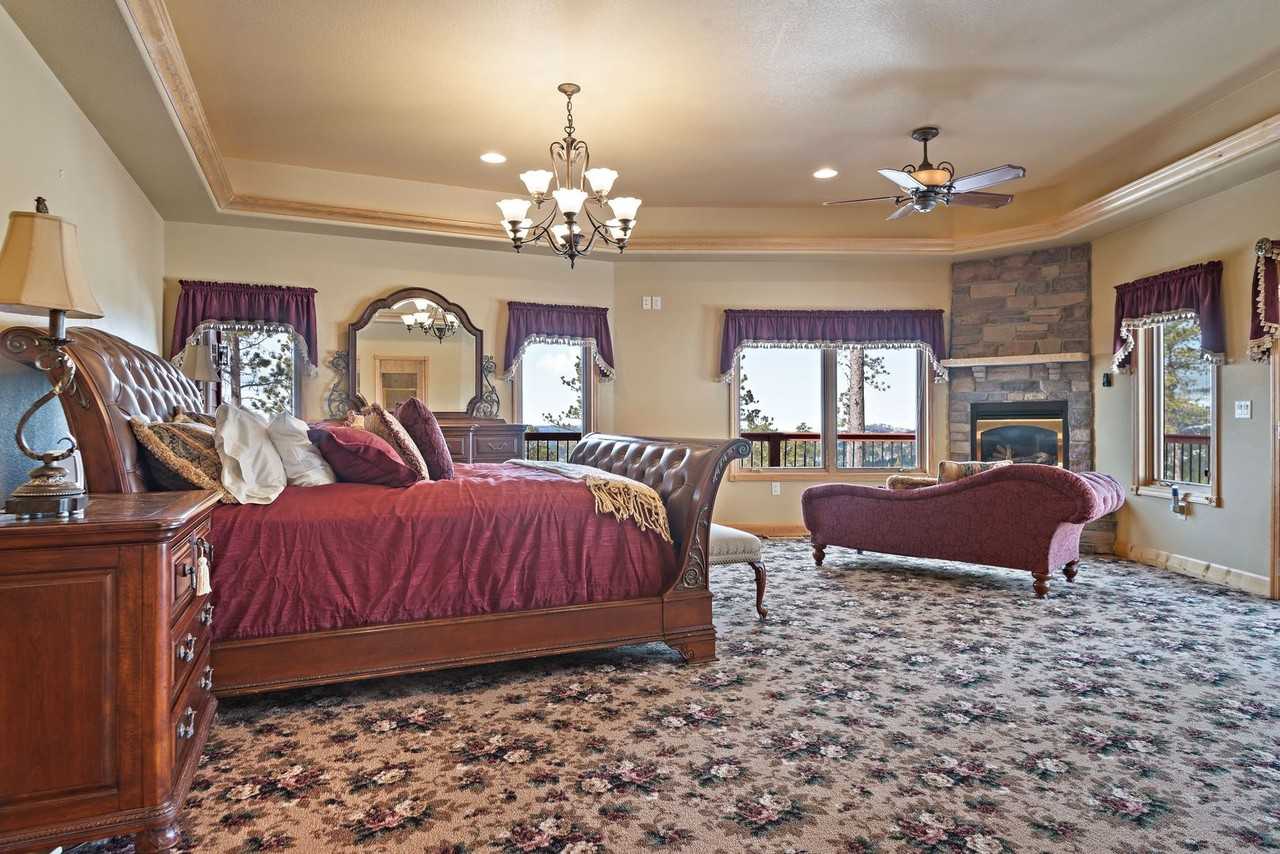 11141 Raspberry Heights Ln - Photo 2 of 36