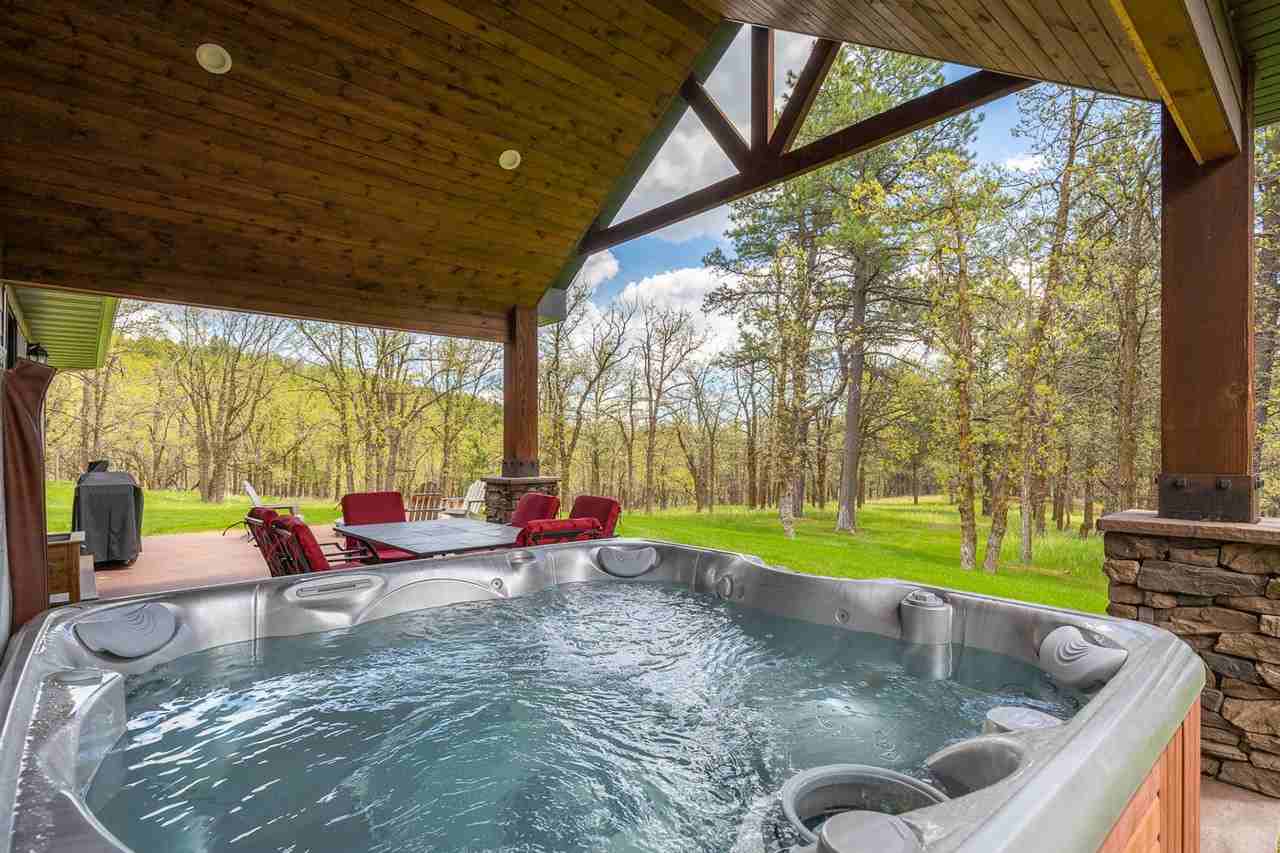 20768 Larkspur Rd - Photo 7 of 43