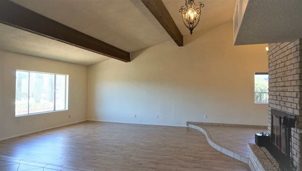 1780 Driftwood Cir - Photo 7 of 50