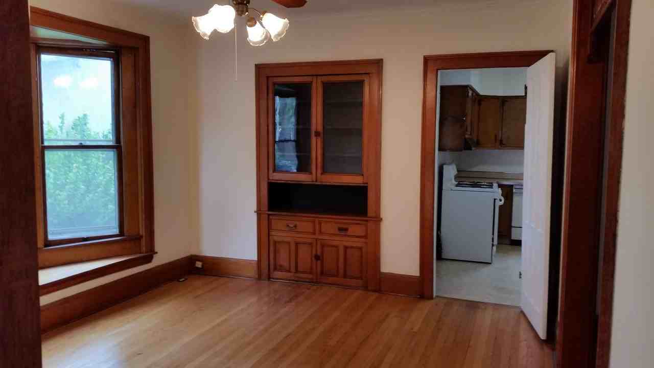 116 Trinity Pl - Photo 7 of 12