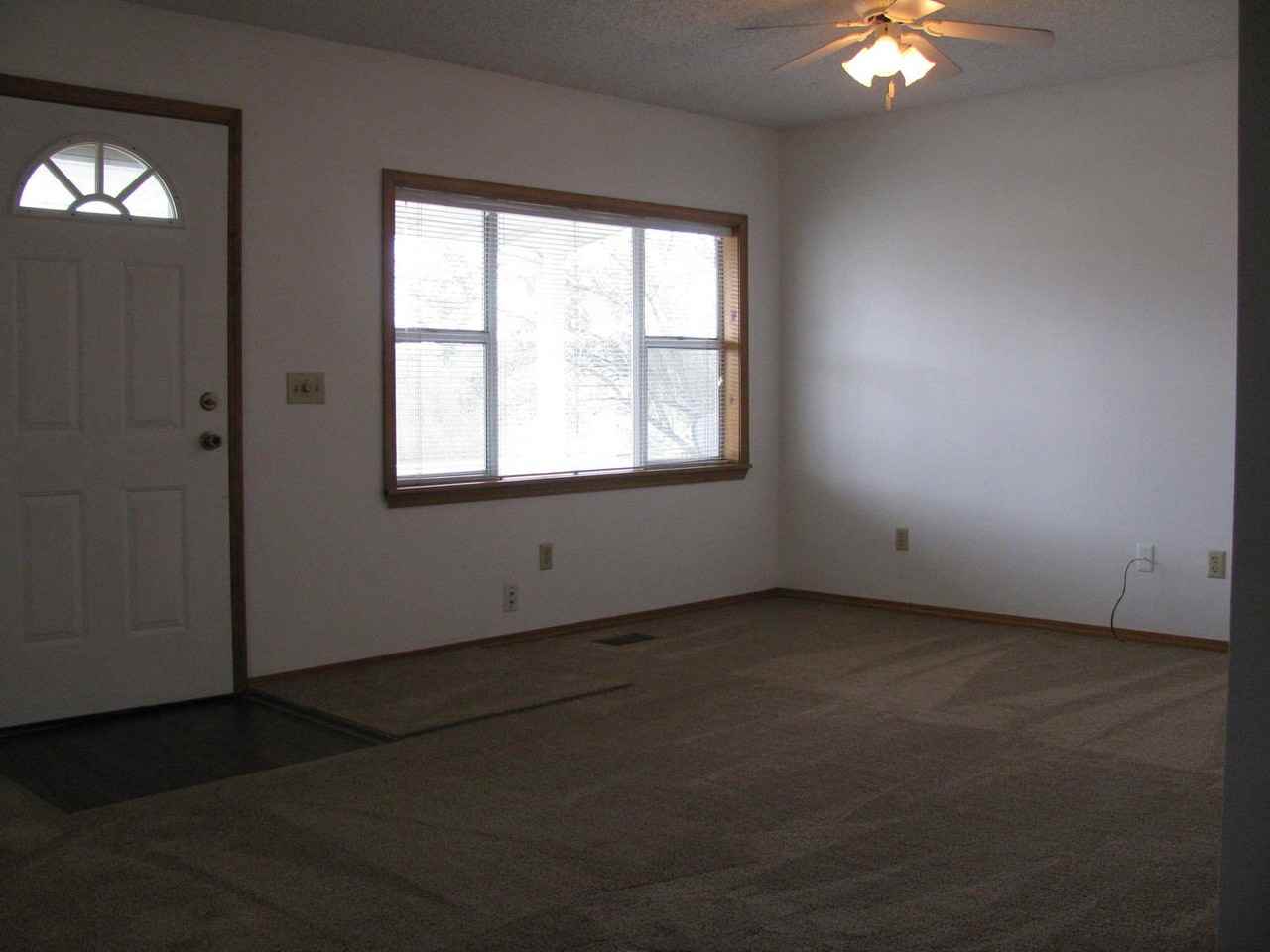 211 S 3rd St - Photo 4 of 30