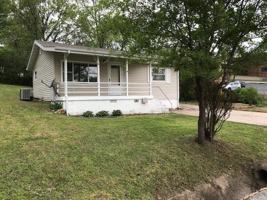 featured image of 211 S 3rd St