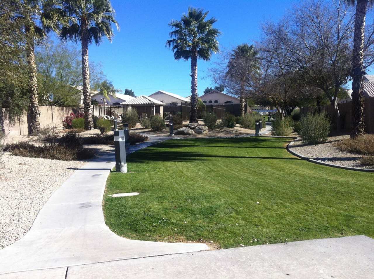 10050 E Carmel Ave - Photo 3 of 33