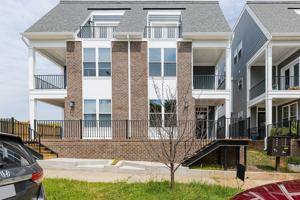 featured image of 1529 Porter St