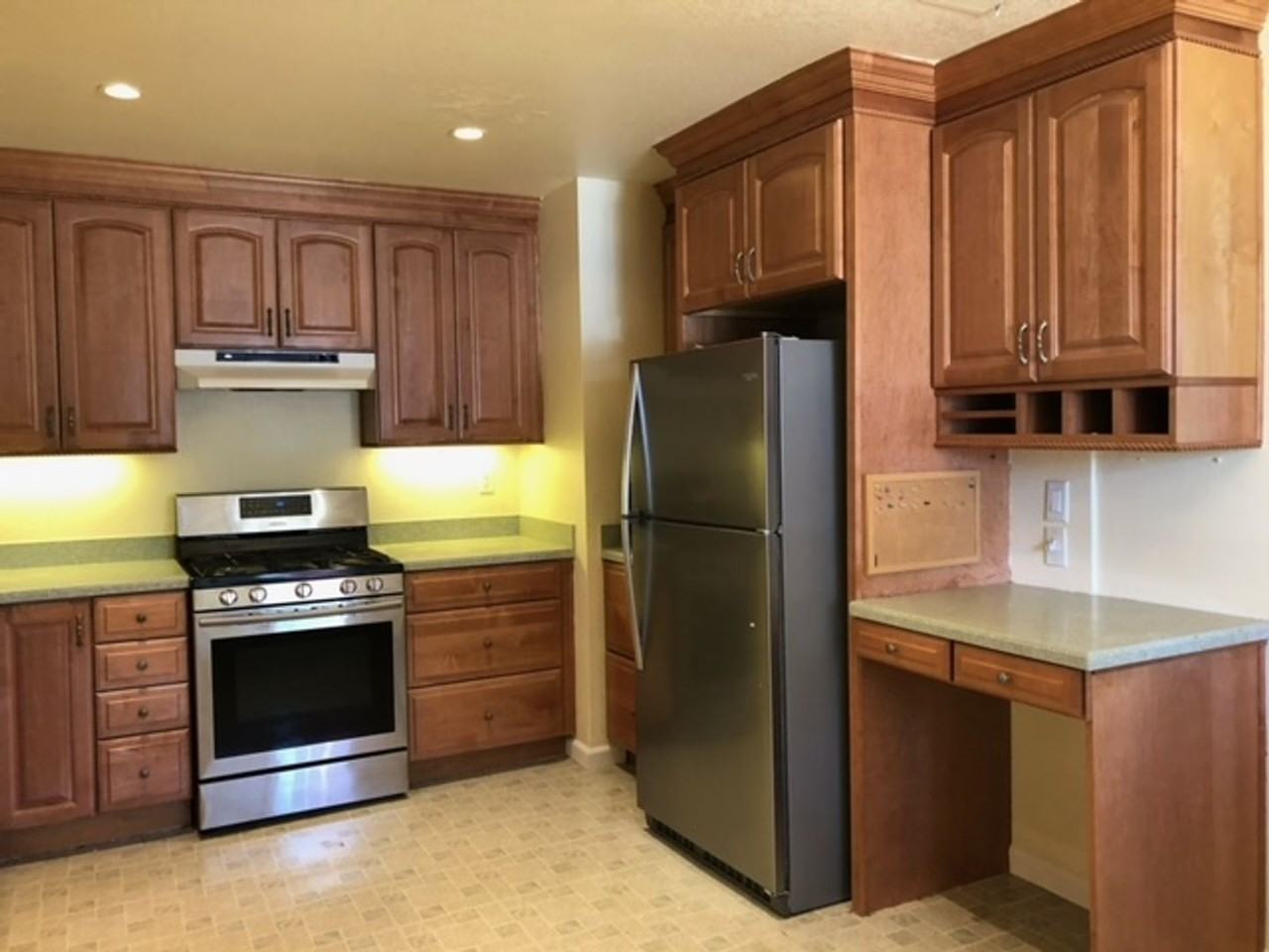 1101 Ellis Ct - Photo 3 of 10