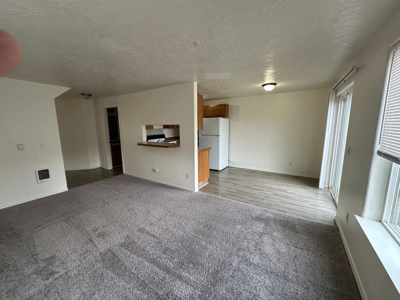 1872 Clay St Se - Photo 5 of 10