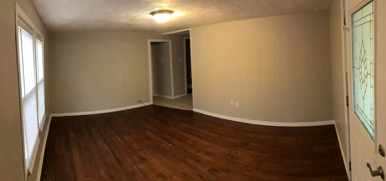 3214 W Lombard St - Photo 2 of 12