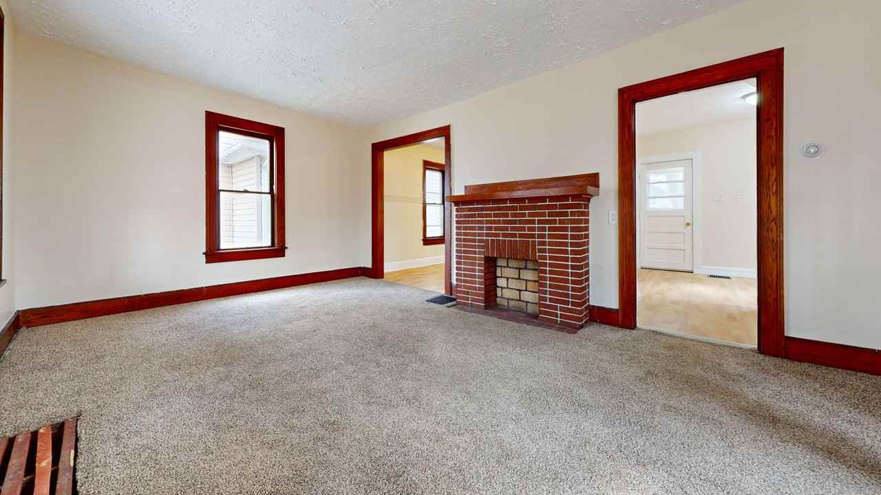 161 Arthur Ave - Photo 3 of 16