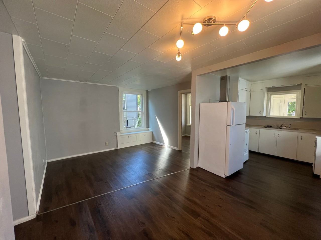 1338 Ellis St - Photo 3 of 9