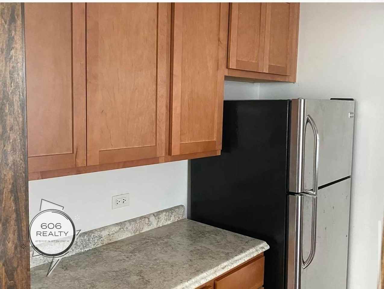 Beautiful Berwyn Apartments on Maple! - Photo 4 of 23