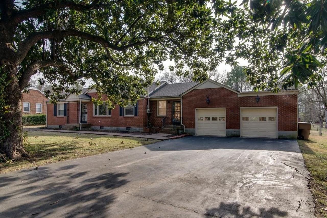 298 Browning Rd - Photo 2 of 14