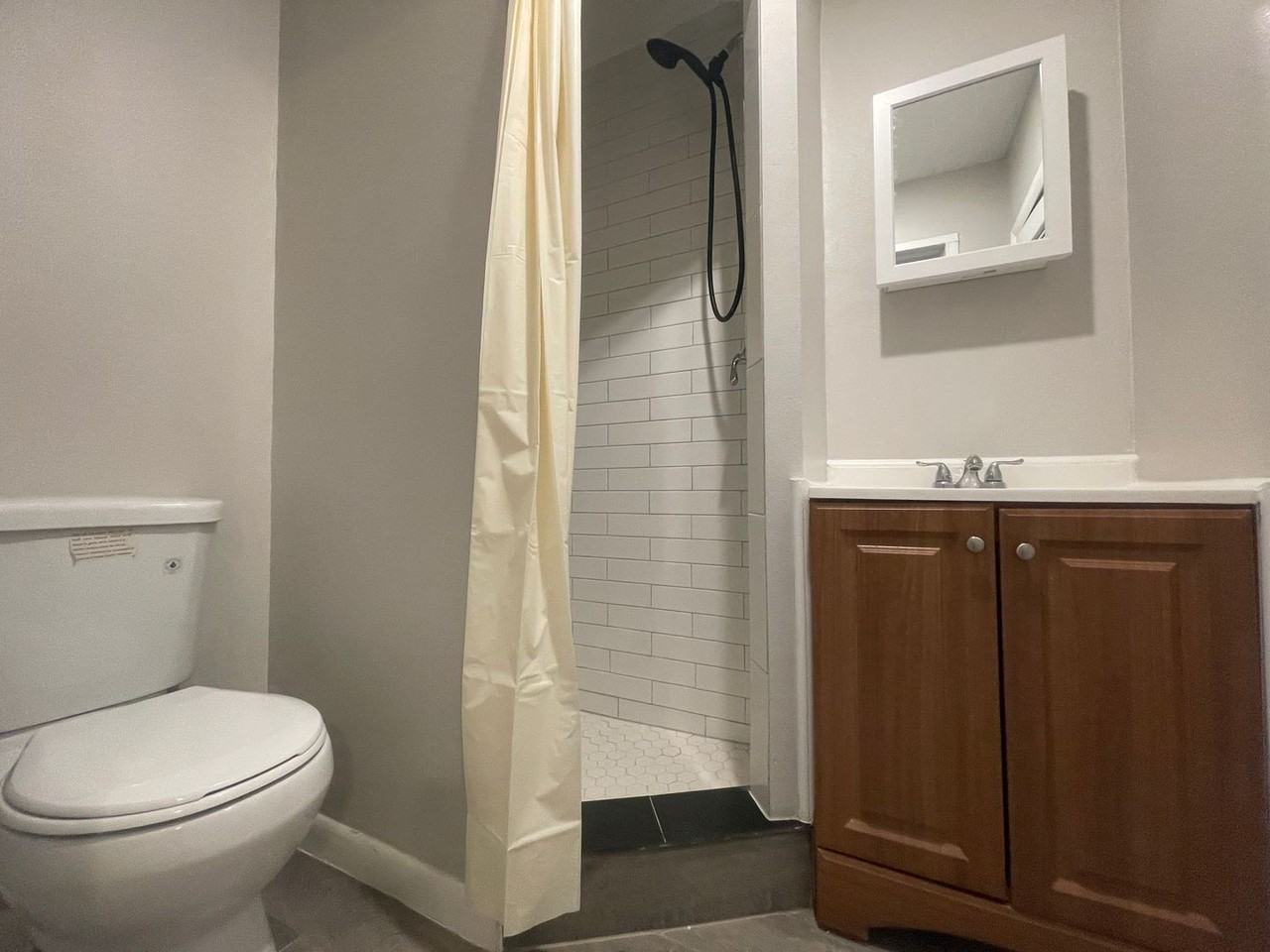 10603 Briarcliff Rd E - Photo 6 of 10