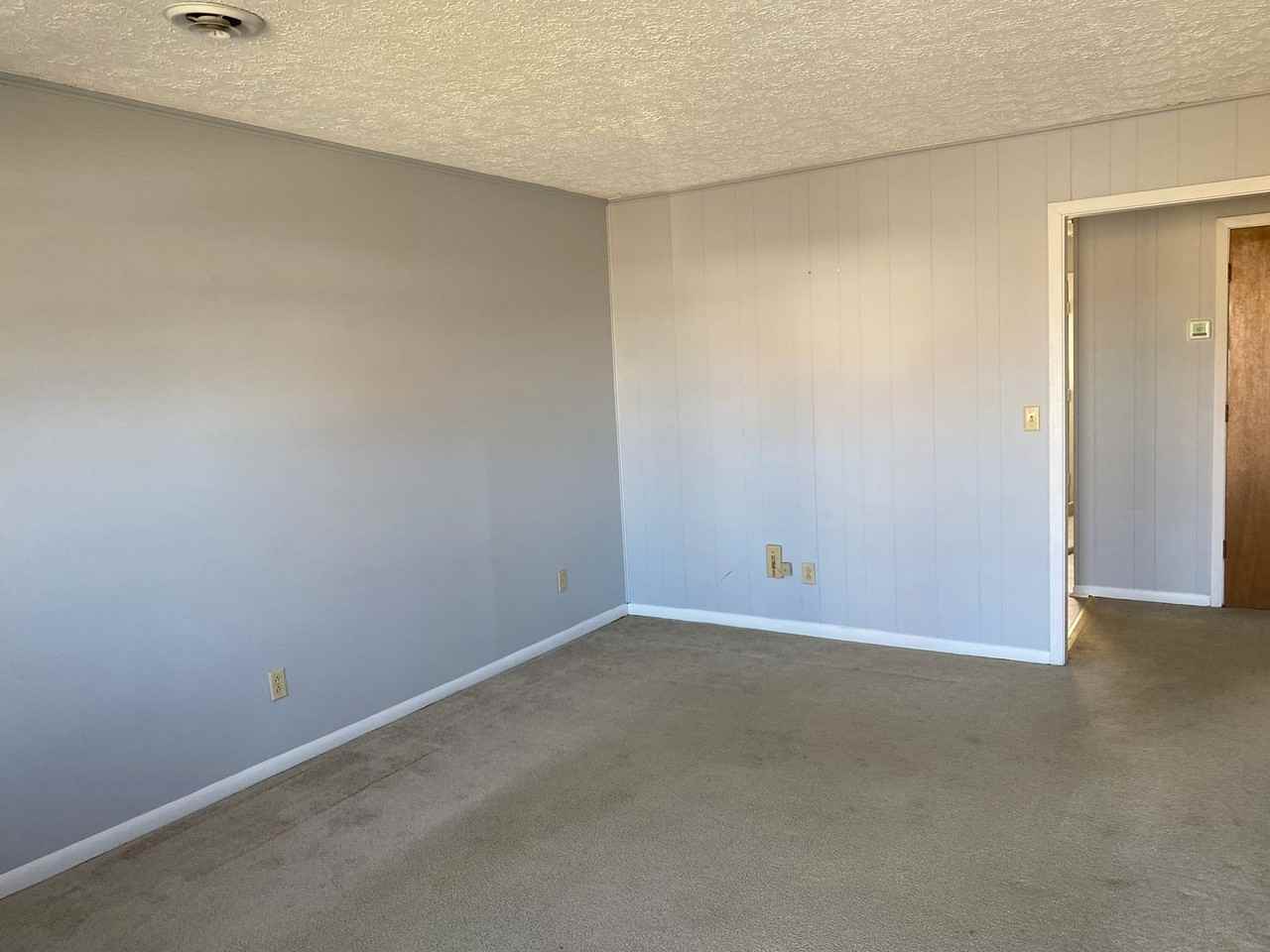 171 Lois Dr #2 - Photo 3 of 14