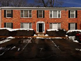 2527 Hydraulic Rd - Photo 1 of 1