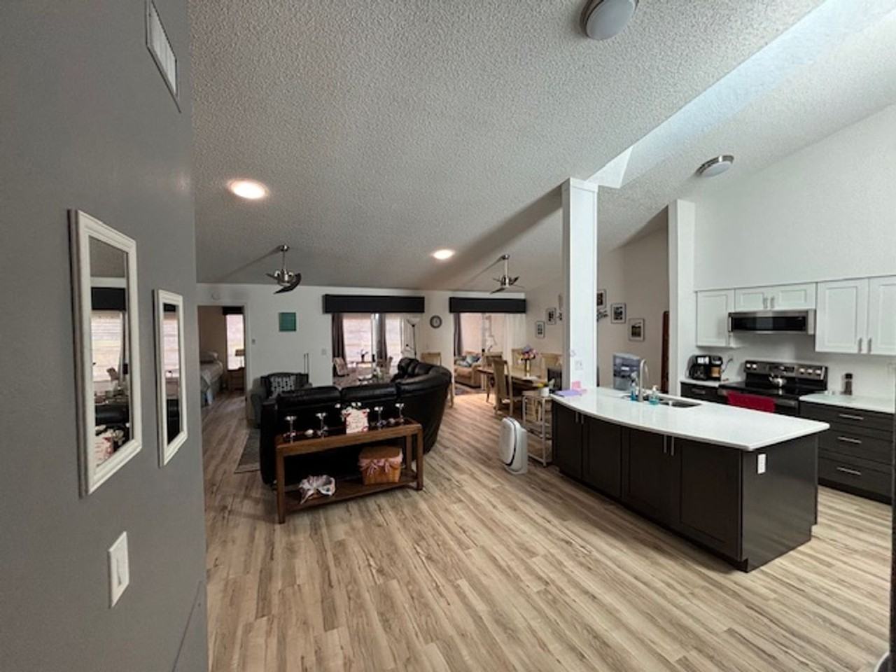 7415 Crestwood Dr - Photo 3 of 22