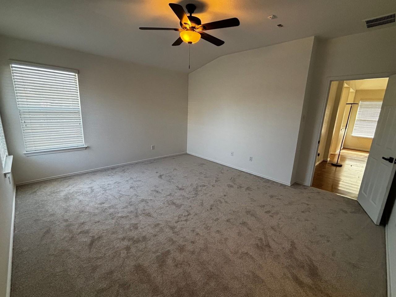 2711 Moonmist Cv - Photo 7 of 21