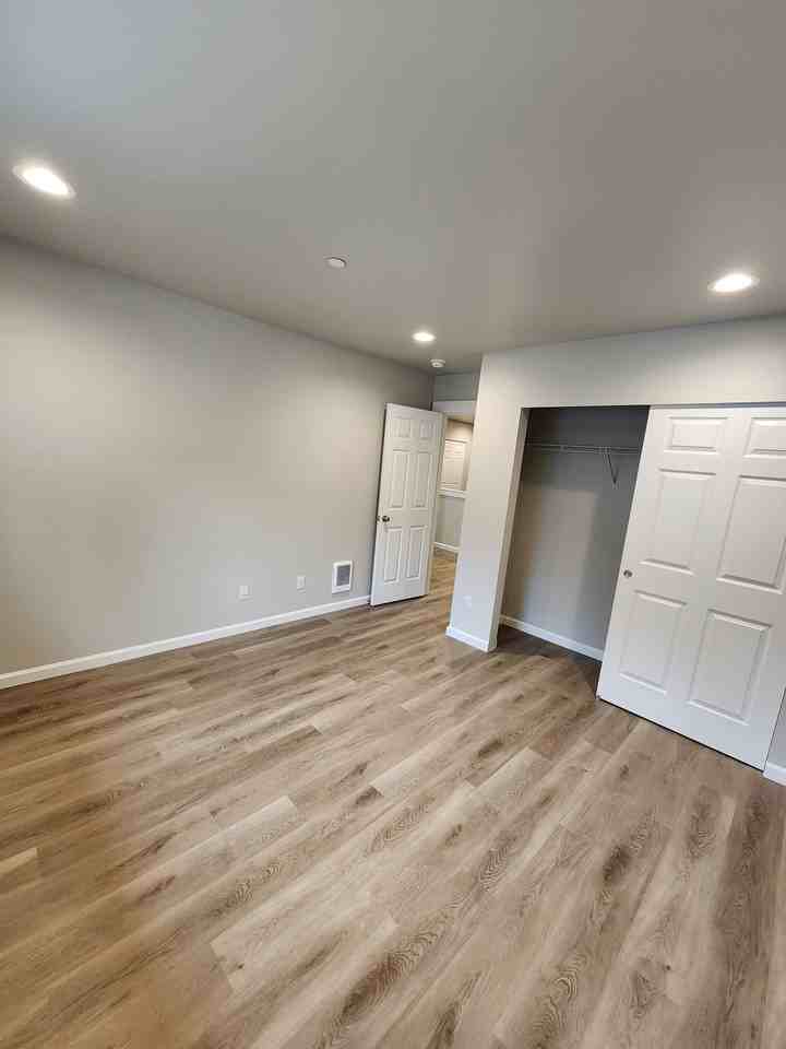 "Spacious 3 - Photo 7 of 13