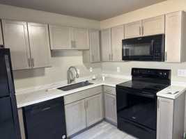 featured image of 2430 W 3rd St