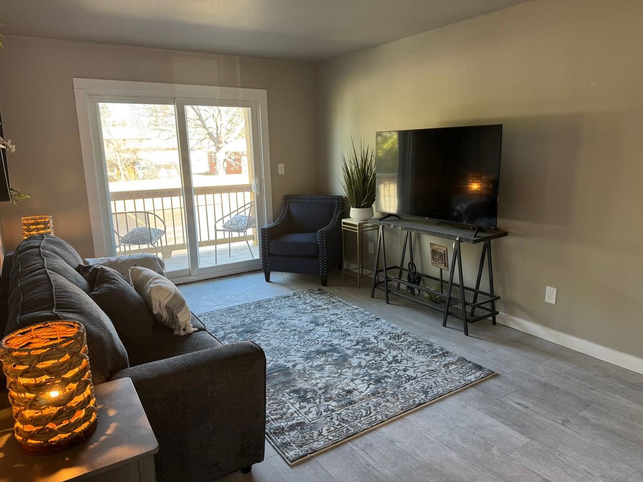 West End Apartments - Photo 5 of 40