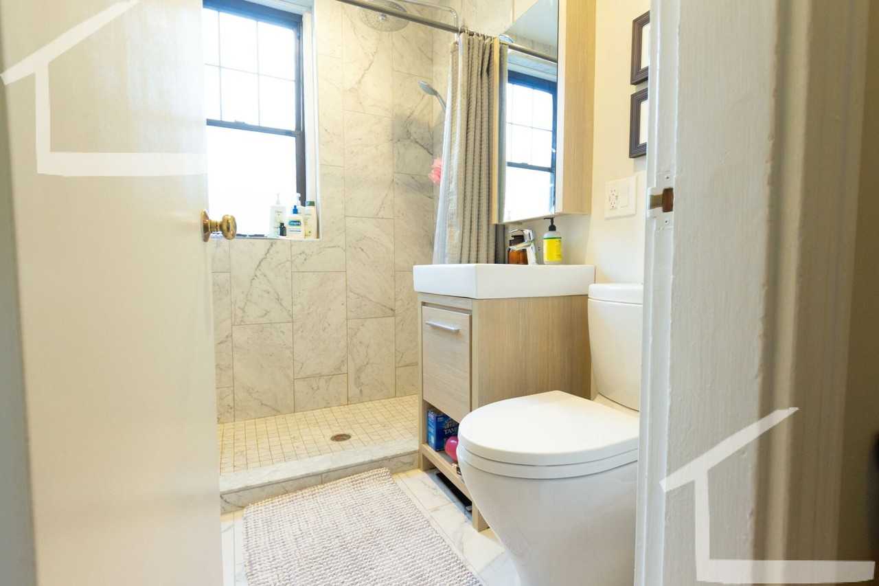 379 Chestnut Hill Ave - Photo 7 of 8