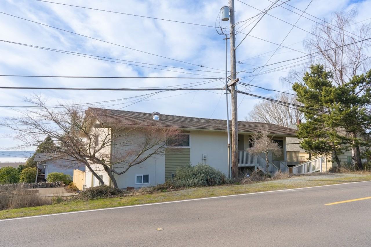 18621 4th Ave Sw - Photo 2 of 44