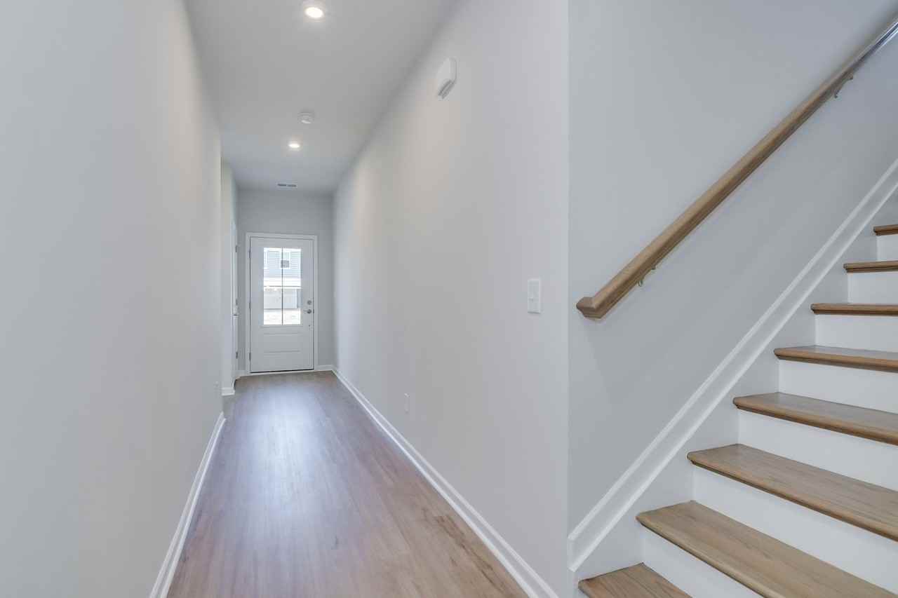 2019 Saylor Ln - Photo 5 of 39