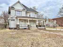 featured image of 530 S Saint Joseph St