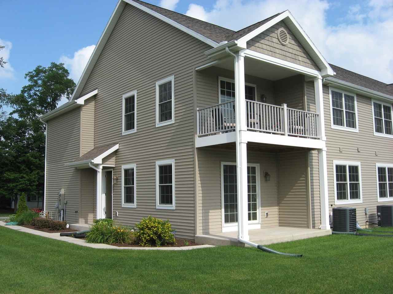 134 Tulip Blvd - Photo 2 of 28