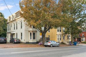 featured image of 232 High St