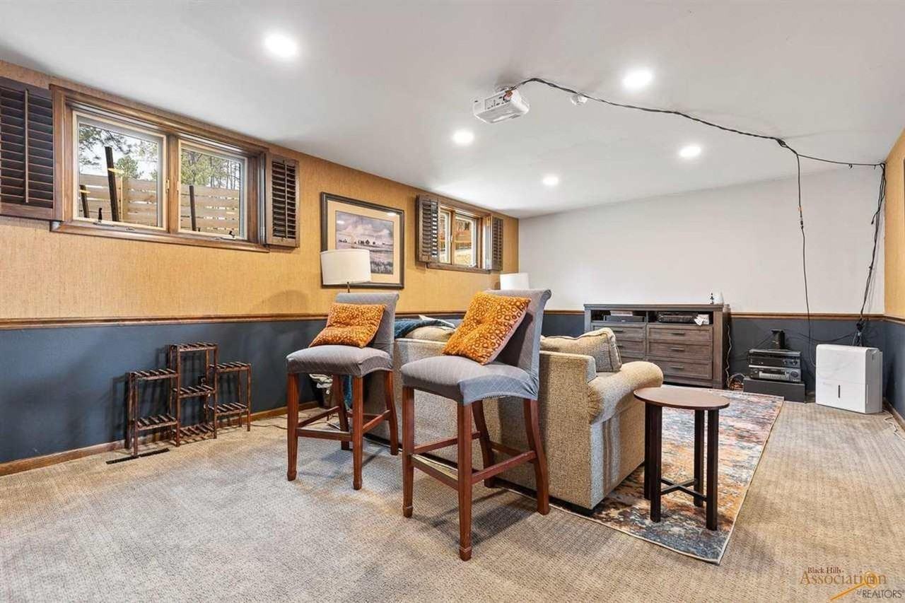 4811 Cliff Dr - Photo 7 of 16