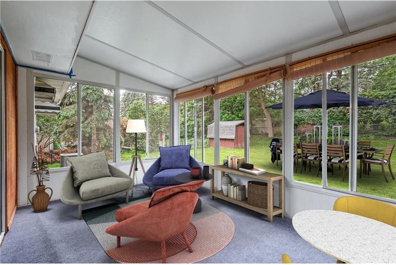 4613 Aquila Ave N - Photo 5 of 17