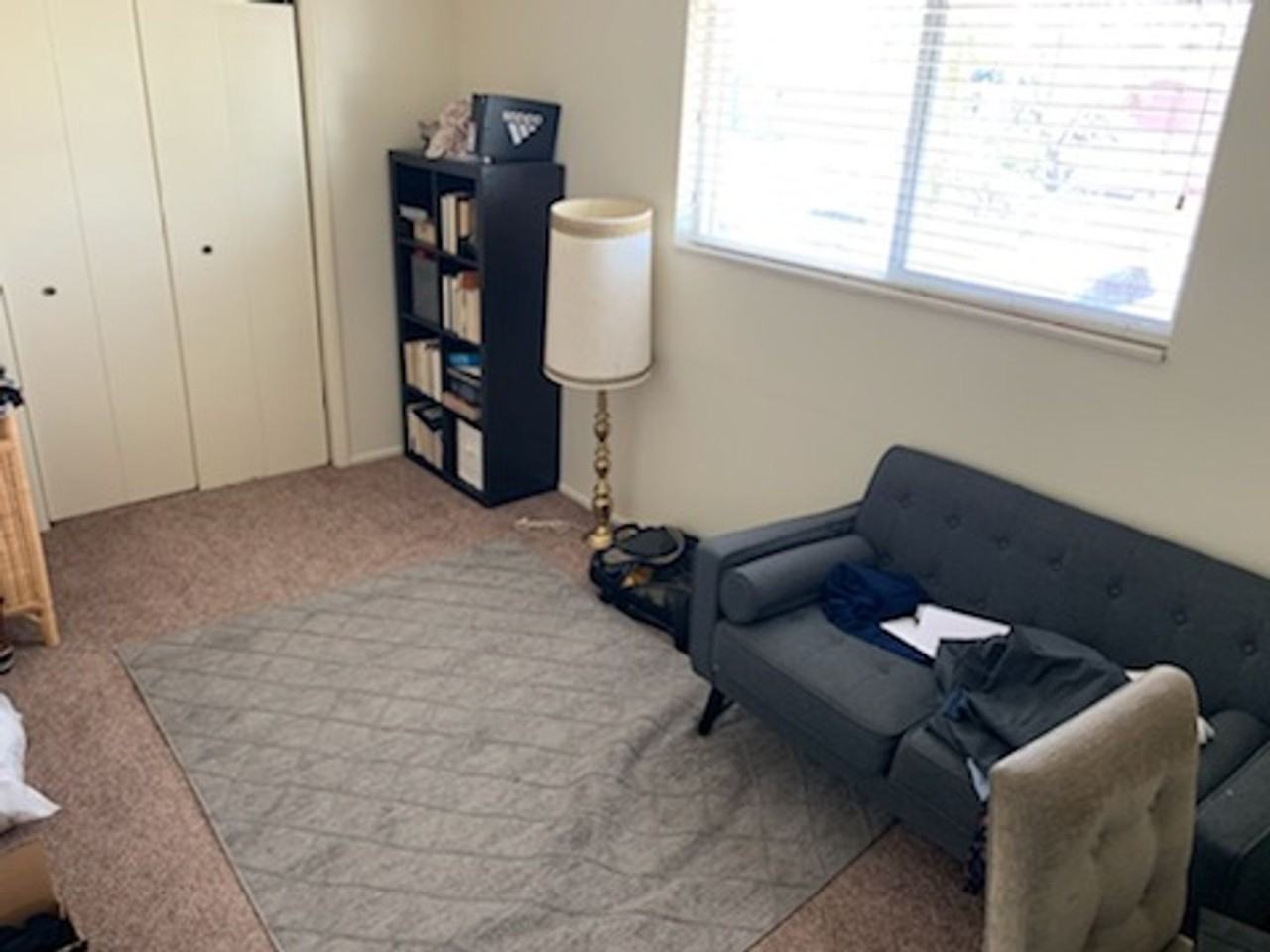 1081 Sarah Cir - Photo 2 of 7