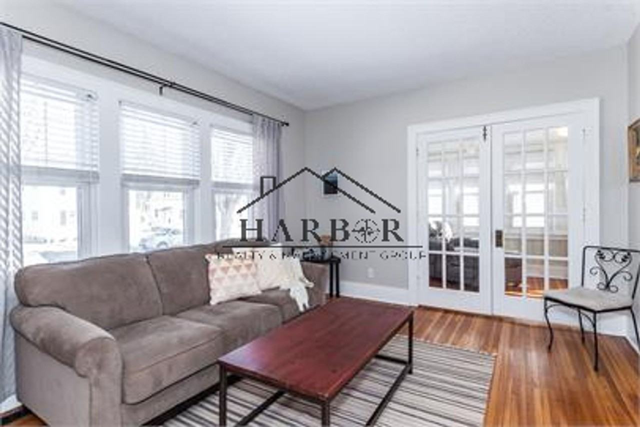 1124 2nd St Nw - Photo 4 of 12